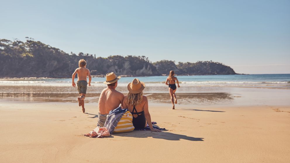 Things To Do In South Coast NSW Image 13 - Family Enjoying On Beach In NSW